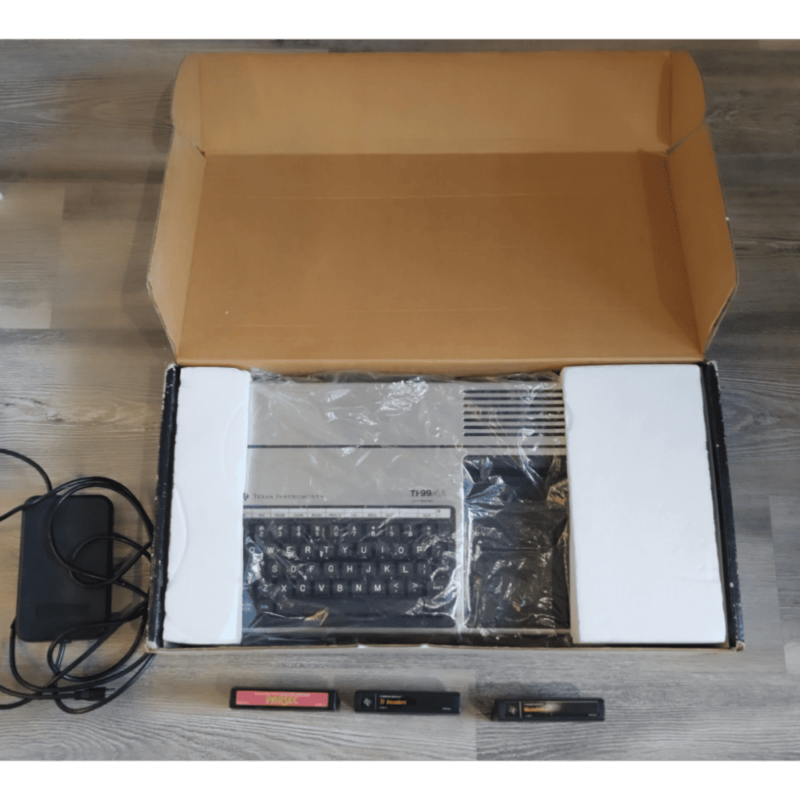 Texas Instruments Home Computer TI-99 4A Usato - immagine 7