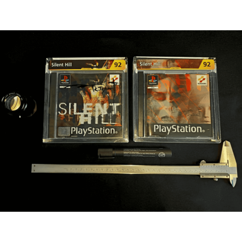 Silent Hill Playstation Pal Ita CiB LS 92 firmato da Keiichiro Toyama